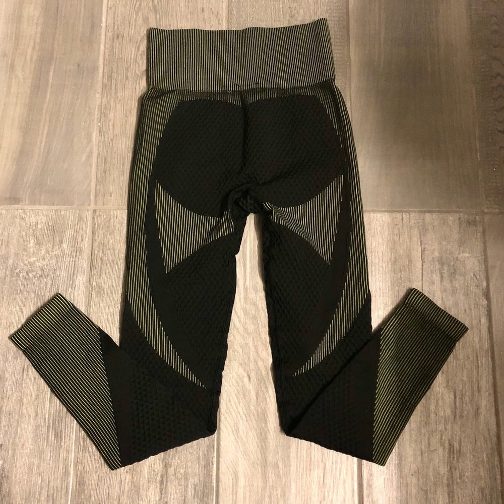 NWT XS M high waist yoga gym pants drywick sports - Picture 4 of 9